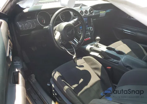 2021 Ford Mustang z USA, uszkodzony, nr VIN 1FA6P8TD6M5152477